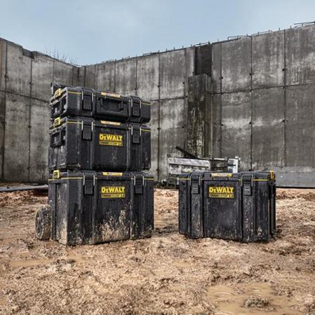 디바이스마트,공구함/작업대/엔클로저 > 공구함/부품함 > 이동공구함 > 디월트/스탠리 이동공구함,디월트,터프시스템2.0 소형 공구박스 DWST83293-1,모듈형 시스템 솔루션 / IP65 방진,방습 / 외부사이즈 185 X 371 X 554 mm / 무게 4.4Kg / 용량 19.3L / 원산지 이스라엘 / 1-70-321 후속모델