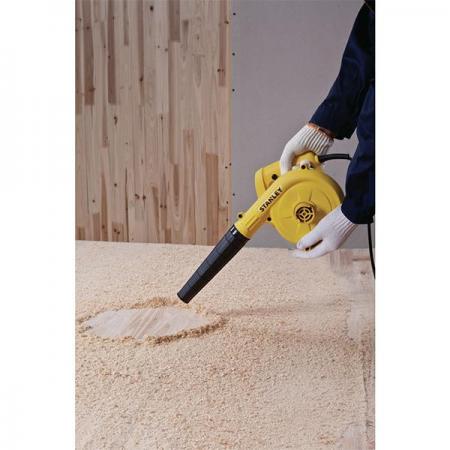 디바이스마트,수공구/전자공구/전동공구 > 전동/엔진공구 > 청소기/송풍기/집진기,스탠리,송풍기 STPT600 600W,소비전력: 600w / 무부하속도: 0-10,000 RPM / 바람세기: 3.5 m3/min / 무게: 2 kg