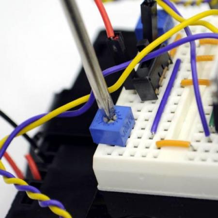 디바이스마트,MCU보드/전자키트 > 교육용키트/로봇 > 교육용키트 > 전기/전자/회로,이엘사이언스,빛 추적 로봇 만들기,광 센서를 이용해서 빛을 따라 움직이는 로봇을 만들어 보세요