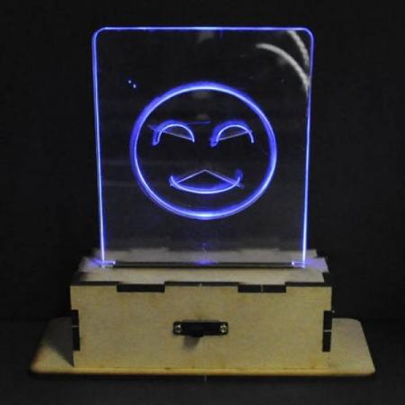 디바이스마트,MCU보드/전자키트 > 교육용키트/로봇 > 교육용키트 > 전기/전자/회로,이엘사이언스,아크릴 이모티콘,깜빡이 회로를 이용하여 색깔이 변하는 이모티콘을 만들어 보세요!