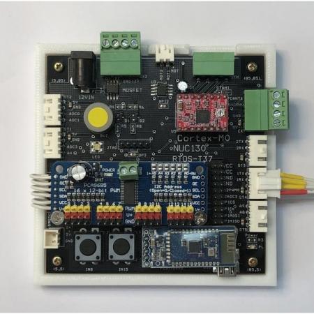 디바이스마트,MCU보드/전자키트 > 프로세서/개발보드 > ARM > Cortex-M0,펌웨어뱅크주식회사,ARM임베디드RTOS EVB - Junior,교재 포함 / Sophomore구성에 각종 모터와 LCD등 추가된 제품 / 메이커 개발자를 위한 특화된 Cortex-M0보드를 사용하여 수업 진행 및 간편한 로봇 설계가 가능합니다.