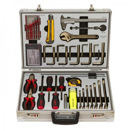 디바이스마트,수공구/전자공구/전동공구 > 전자공구 > 공구가방/공구세트 > 가방형,LUUX,가방형 공구세트(절연/방폭) - SMS42,보관 및 휴대가 간편한 전문가용 방폭 공구 세트 / 도난 방지를 위한 잠금 장치 기능 / 37종 42pcs 구성