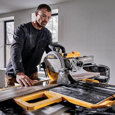 디바이스마트,수공구/전자공구/전동공구 > 전동/엔진공구 > 절단공구 > 금속/콘트리트절단기,디월트,습식 타일 커팅기 250mm D36000 1600W,소비전력 1600W / 최대리핑용량 940mm / 무부하회전수 0 - 4200 RPM / 최대작업능력 80mm (90º ) / 날사이즈 250mm/25.4mm (직경/내경) / 무게 45Kg / 절단가능각 0º  / 22.5º  / 45º  / 박스포함포장무게 56Kg