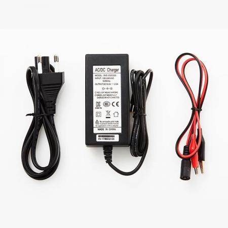 디바이스마트,전원/파워/배터리 > 배터리/배터리홀더 > 충전기(Charger),한국에너지연구소,리튬인산철 배터리 전용 충전기,사양 : 14.6V 2 A/  12.8V 10Ah 팩(상품코드 : 1328368) 충전 시간: 5시간소요