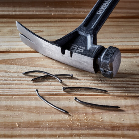 디바이스마트,수공구/전자공구/전동공구 > 작업공구 > 망치류 > 빠루망치,디월트,20온스 스틸 빠루망치 DWHT51004,재질 일체형 단조강 / 손잡이 미끄럼 방지 그립 / 충격 흡수 기능  Anti Vibration / 평면 페이스 / 헤드직경 26x124mm / 헤드무게 356g / 전체무게 0.6Kg / 전장길이 290mm / 원산지 베트남