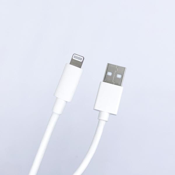USB A타입 to Lightning 8핀 2.4A 고출력 케이블 화이트 3m [SZH-ALC13]