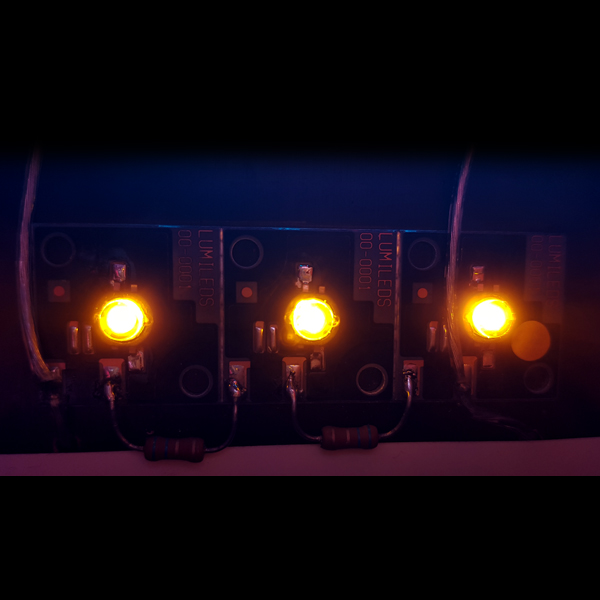 디바이스마트,리퍼브존 > 리퍼브샵,LUMILEDS,[리퍼제품] Luxeon Star/C LED - Amber Batwing, 42lm 350mA (400개/1박스),박스단위 판매 / 오래된 재고 / 한정 수량 단종 예정 / 반품, 취소 불가 / 전류 : 350mA / 색상 : 주황(Amber)