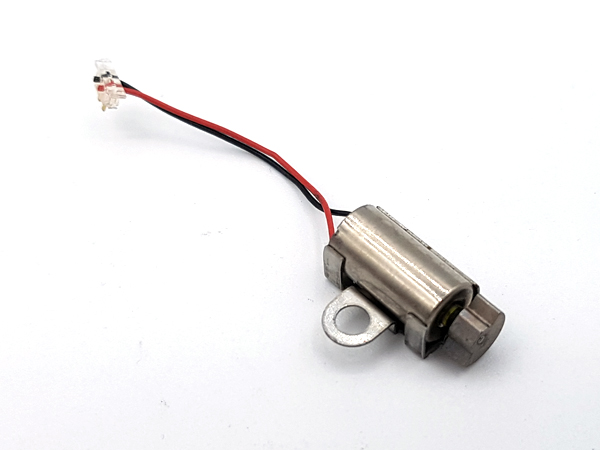 디바이스마트,리퍼브존 > 리퍼브샵,DAESUNG MOTOR,[리퍼제품] 초소형 0611 코어리스 진동모터 [C0611-H8] (1000개/1박스),박스단위 판매 / 오래된 제품 / 한정 판매 단종 제품 / 반품, 취소 불가 /코어리스 초소형 진동모터입니다. 마운트브라켓이 장착되어있어 나사 하나만으로 손쉽게 고정하여 사용하실 수 있습니다. 저전압, 소형, 저렴한 가격이 장점으로 진동게임패드, 자이로스코프, 웨어러블 기기의 무음알람등 폭넓게 응용 가능합니다.