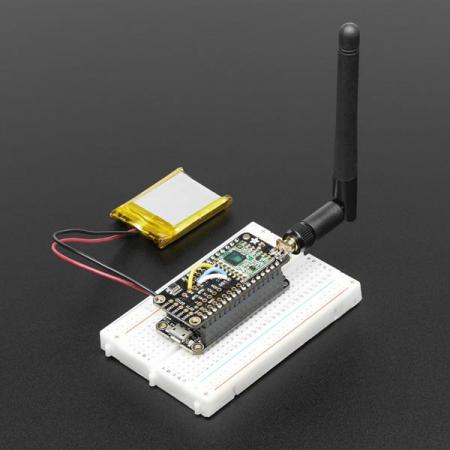 디바이스마트,MCU보드/전자키트 > 통신/네트워크 > RF/LoRa,Adafruit,Adafruit Radio FeatherWing - RFM69HCW 433MHz - RadioFruit [ada-3230],Adafruit 라디오 FeatherWing / RFM69HCW 433MHz 버전 / 암호화 및 자동 재전송과 같은 기능이 많이 포함된 +20dBm FSK 패킷 라디오 / 범위 : 대략  장애물, 주파수, 안테나 및 전월 출력에 따라 350m