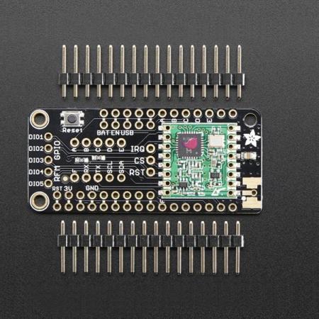 디바이스마트,MCU보드/전자키트 > 통신/네트워크 > RF/LoRa,Adafruit,Adafruit Radio FeatherWing - RFM69HCW 433MHz - RadioFruit [ada-3230],Adafruit 라디오 FeatherWing / RFM69HCW 433MHz 버전 / 암호화 및 자동 재전송과 같은 기능이 많이 포함된 +20dBm FSK 패킷 라디오 / 범위 : 대략  장애물, 주파수, 안테나 및 전월 출력에 따라 350m
