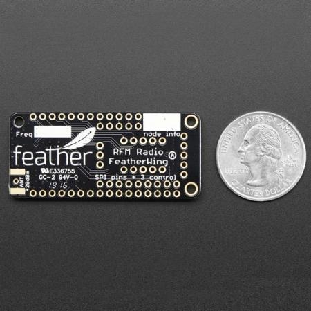 디바이스마트,MCU보드/전자키트 > 통신/네트워크 > RF/LoRa,Adafruit,Adafruit Radio FeatherWing - RFM69HCW 900MHz - RadioFruit [ada-3229],Adafruit 라디오 FeatherWing / RFM69HCW 900MHz 버전 / 암호화 및 자동 재전송과 같은 기능이 많이 포함된 +20dBm FSK 패킷 무선 / 범위 : 대략  장애물, 주파수, 안테나 및 전월 출력에 따라 350m