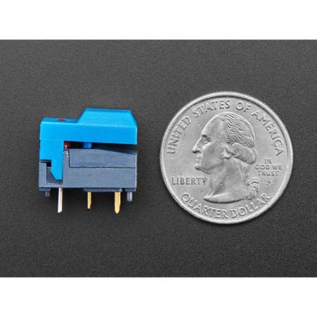 디바이스마트,스위치/부저/전기부품 > 스위치 > 푸쉬버튼 스위치 > 조광형 스위치,Adafruit,Step Switch with LED - Three Pack of Blue Plastic with Red LED - PB86-A1 [ada-5517],PB86-A1 / 파란색 푸쉬 스위치 / 최대 20mA, 2.1V / LED 내장 / 17x12x14 mm