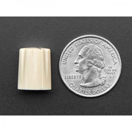 디바이스마트,스위치/부저/전기부품 > 지원부품 > 노브,Adafruit,Cream Micro Potentiometer Knob - 4 pack [ada-5539],크림 플라스틱 노브 / 4가지 팩 / 작은 릴 고정나사