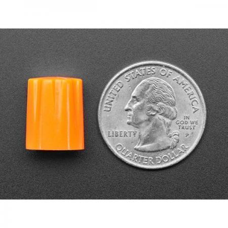 디바이스마트,스위치/부저/전기부품 > 지원부품 > 노브,Adafruit,Orange Micro Potentiometer Knob - 4 pack [ada-5533],주황색 플라스틱 노브 / 4가지 팩 / 작은 릴 고정나사