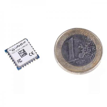 디바이스마트,MCU보드/전자키트 > 통신/네트워크 > RF/LoRa,Seeedstudio,LoRa-E5 Wireless Module (Tape Reel) [317990829],초저전력 소비: 최저 2.1uA 절전 전류(WOR 모드) / 초소형 크기: 12mm * 12mm * 2.5mm 28핀 SMT  / 고성능:  TXOP=22dBm@868 /915MHz; 125KHz BW의 SF12에 대한 -136.5dBm 감도 / 장거리 사용: 158dB 링크 예산
