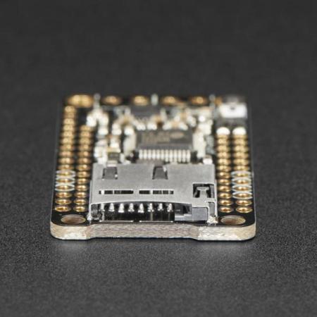 디바이스마트,MCU보드/전자키트 > 음악/앰프/녹음 > 앰프/증폭,Adafruit,Music Maker FeatherWing w/ Amp - MP3 OGG WAV MIDI Synth Player - Stereo 3W Amplifier [ada-3436],MP3 OGG WAV MIDI 플레이어 / 스테레오 3W 앰프 / 인코딩/디코딩(코덱) 칩 VS1053 /  모든 Feather Board가 SD 카드에서 오디오를 재생