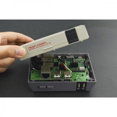 디바이스마트,오픈소스/코딩교육 > 라즈베리파이 > 라즈베리파이 케이스,DFROBOT,Retroflag NESPi Case+ for Raspberry Pi B+/2B/3B/3B+ [FIT0599],Safe Shutdown 및 Safe Reset 기능이 있는 NESPi Case+ Plus 버전 / 라즈베리 파이 B+/2B/3B/3B 전용