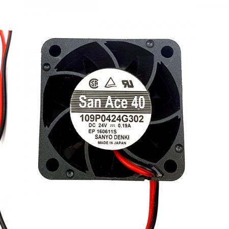 디바이스마트,기계/제어/로봇/모터 > 모터류 > 팬모터 > Sleeve 베어링 타입 팬모터,SMG,4028 24V 팬모터 11500RPM 109P0424G302 [SZH-FMT001],Rated Voltage : DC 24V / Speed : 11500 RPM / Current : 0.19A / Noise : 42.0 dB / Size : 40mm X 40mm X 28mm