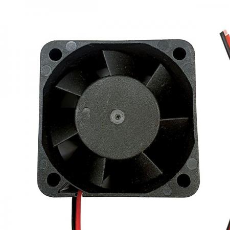 디바이스마트,기계/제어/로봇/모터 > 모터류 > 팬모터 > Sleeve 베어링 타입 팬모터,SMG,4028 24V 팬모터 11500RPM 109P0424G302 [SZH-FMT001],Rated Voltage : DC 24V / Speed : 11500 RPM / Current : 0.19A / Noise : 42.0 dB / Size : 40mm X 40mm X 28mm