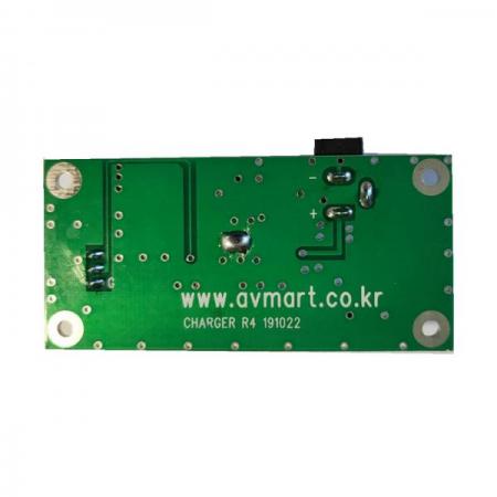 디바이스마트,MCU보드/전자키트 > 전원/신호/저장/응용 > 충전/배터리/전원,(주)케이 벨,12V2A 리튬 배터리 충전기(KB3652-12V2AR1),리튬-이온, 리튬-폴리모 배터리 12Volts 충전에 적합하도록 설계되어, 안전성이 우수한 충전기 모듈