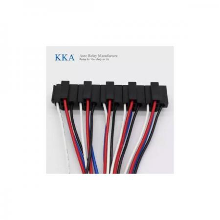 디바이스마트,EV 전기차/캠핑카/그린에너지 > 스위치/커넥터/릴레이 > 릴레이,SMG,KKA-B4용 4핀 하네스 소켓 [TYE-RL018],차량용 릴레이 하네스 소켓 30A/40A (4핀)