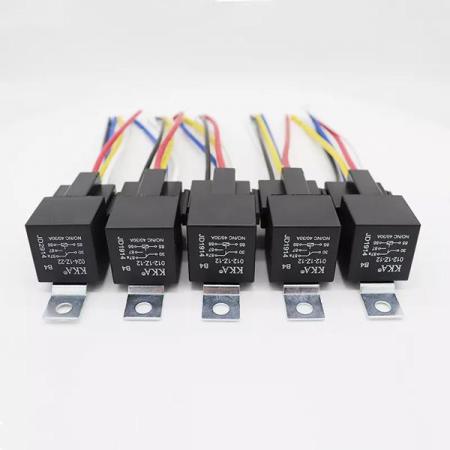 디바이스마트,EV 전기차/캠핑카/그린에너지 > 스위치/커넥터/릴레이 > 릴레이,SMG,KKA-B4 릴레이 12V 40A 5핀 철판 (소켓 포함) [TYE-RL045],차량용 릴레이 12V 40A 5핀 / NO : 40A 14V / NC : 30A 14V / 1a1b1c / 브라켓(철) / 소켓포함