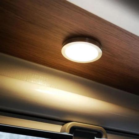 디바이스마트,EV 전기차/캠핑카/그린에너지 > 캠핑/보트 악세사리 > LED/사이드마커,SMG,카라반/캠핑카 천장 실내등 12V 중앙형 웜화이트 2.5W [TYE-CL049],차량용 원형 실내등 / 중앙 배선 / 86*86*37mm / 12V 2.5W / 웜화이트