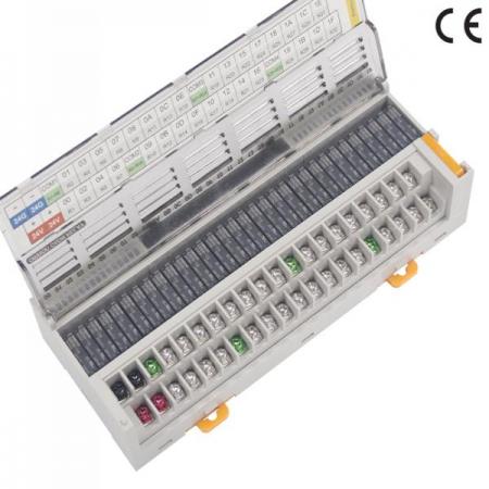 디바이스마트,커넥터/PCB > 터미널블럭 > 단자대 타입 > 릴레이 단자대,IOLINK,인터페이스 릴레이 보드 R32C-NT-G6DN,OMRON Relay 장착 / 정격 전압 : 24 VDC / 32P NPN / Contact : 8P