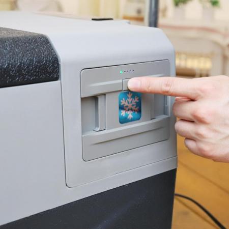 디바이스마트,EV 전기차/캠핑카/그린에너지 > 캠핑/보트 악세사리 > 이동식 냉장고,툴콘,차량용 이동형 냉장고 (TFB-50),툴콘 / 용량(L):50 / 규격(mm):631×380×550 / 중량(kg):14.8 / 원산지:중국 / 배터리 용량(mAh):15300