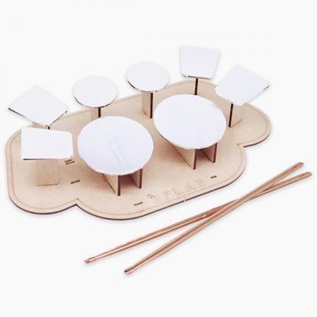 디바이스마트,MCU보드/전자키트 > 교육용키트/로봇 > 교육용키트 > 재미있는키트/기타,비피랩,엔트리 코딩교육 키트 DIY 전자드럼 고급형(메이키메이키 보드, 영상 제공, 메뉴얼 포함),전자 드럼 고급형은 드럼의 형태에 더 가깝고, 더많은 소리를 낼 수 있는 전자악기 코딩 교육 키트 입니다.