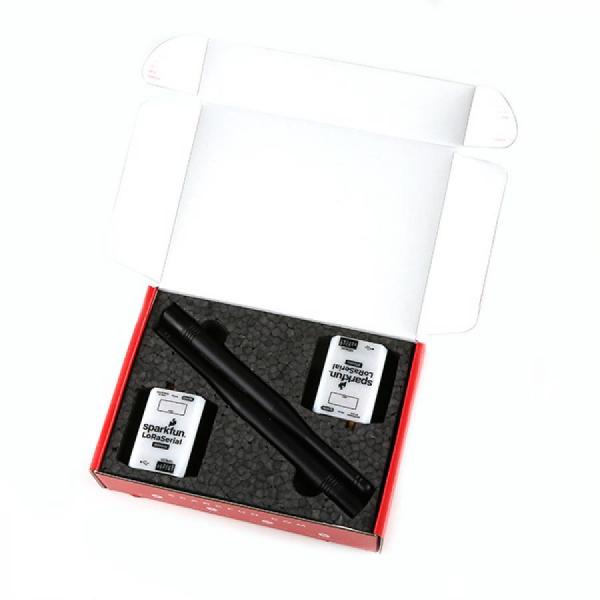 디바이스마트,MCU보드/전자키트 > 통신/네트워크 > RF/LoRa,SparkFun,SparkFun LoRaSerial Kit - 915MHz (Enclosed) [WRL-20029],SparkFun LoRaSerial 키트 / 1와트, 915MHz 트랜시버와 오픈 소스 프로토콜을 활용하여 AES 암호화 데이터를 4800bps 또는 초당 약 480바이트로 전송 / LoRa SX1276 기반 / 3.3~5V 작동