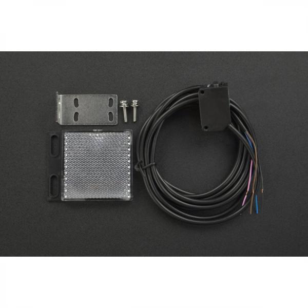 디바이스마트,센서 > 광센서 > IR/UV/가시광선센서,DFROBOT,Waterproof Mirror Reflection Photoelectric Sensor Switch (10~100cm) [SEN0580],다양한 투명 또는 반투명 물체 감지 / DC 10V-30V의 넓은 전압 범위에서 작동 / 반사경과 함께 사용 시 10cm ~ 100cm 거리 내의 물체 감지 가능 / NPN 및 PNP 유형 간 전환