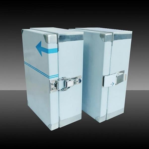 디바이스마트,기계/제어/로봇/모터 > 자동화(FA) > 분전함/박스/기타부품 > 분전함,화신박스,매미고리형 단자함 TSU-S 203012,잠금 장치: 일반 매미고리 / 박스 규격: 200×300 / 깊이: 120 / 재질: 스테인리스 스틸