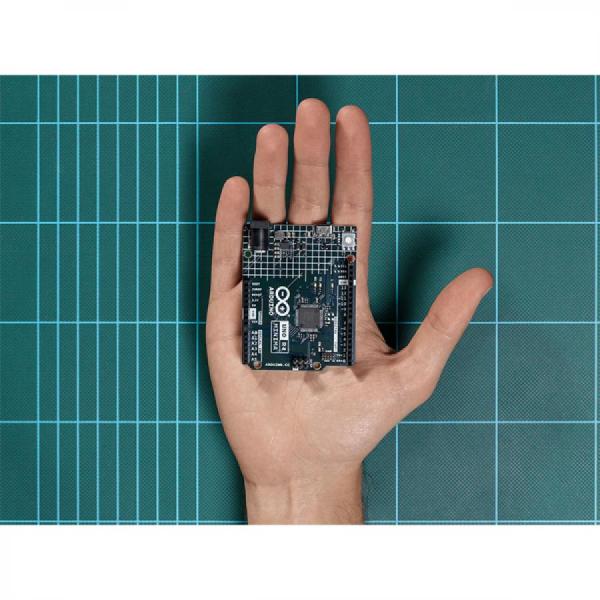 디바이스마트,오픈소스/코딩교육 > 아두이노 > 아두이노 정품 보드/쉴드/키트,아두이노,Arduino UNO R4 Minima,ABX00080 / Renesas RA4M1 (Arm Cortex-M4) / 포트 : USB-C / 우노 R3 대비 메모리 증가(256kB Flash, 32kB RAM) + 클럭 속도 향상(메인 코어 48MHz) 및 12-bit DAC, CAN BUS, OP AMP 추가 / 빌트인 HID 지원