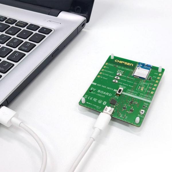디바이스마트,MCU보드/전자키트 > 통신/네트워크 > 블루투스/BLE,(주)칩센,BoT-cDA110 테스트용 개발보드 EVB-cDA110,EVB-cDA110는 고객(개발자)가 제품을 설계하기 전에 먼저 블루투스 모듈(BoT-cDA110)의 기능을 테스트 할 수 있는 개발보드입니다.