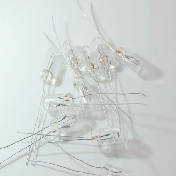 디바이스마트,스위치/부저/전기부품 > 산업용 스위치/제어 기기 > 제어/안전 스위치,네오틱스,측정기, 스위치, 장식등 기타 램프용 소형전구  (PN-SLB-324),장식용 전구/전자-전기기 기기에 사용 램프/소형 전구/구경이 4mm/사용전압 DC12V/ 10개 1세트