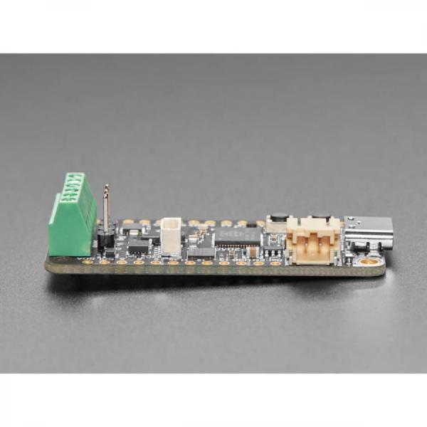 디바이스마트,MCU보드/전자키트 > 음악/앰프/녹음 > 앰프/증폭,Adafruit,Adafruit RP2040 Prop-Maker Feather with I2S Audio Amplifier [ada-5768],최대 3W의 4~8Ω 스피커를 구동 / 크기 : 52.1mm x 22.8mm x 12.2mm