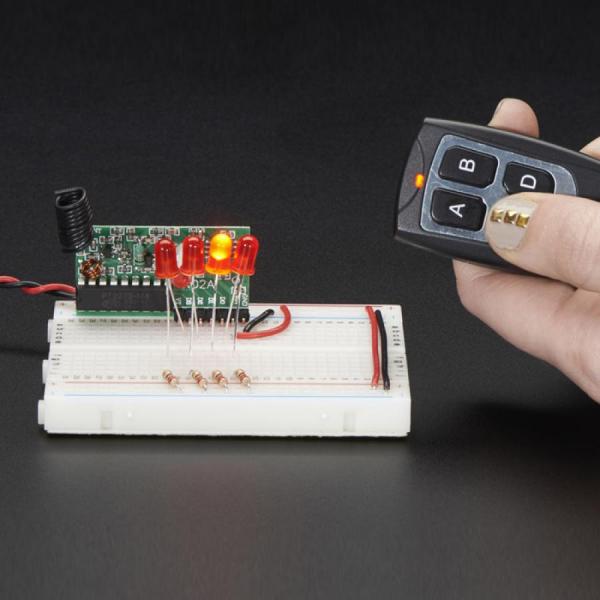 디바이스마트,MCU보드/전자키트 > 통신/네트워크 > RF/LoRa,Adafruit,Simple RF M4 Receiver - 315MHz Momentary Type [ada-1096],RF M4 수신기 / 마이크로컨트롤러가 필요 없습니다 / 동시 작동 / Momentary M4 유형용
