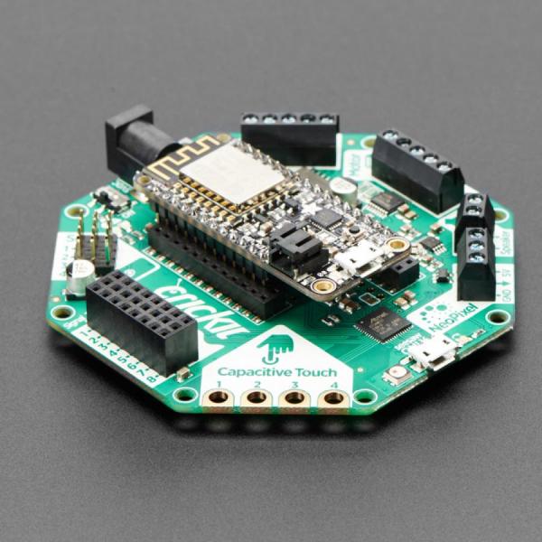 디바이스마트,MCU보드/전자키트 > 전원/신호/저장/응용 > 클럭제너레이터/기타,Adafruit,Adafruit CRICKIT FeatherWing for any Feather [ada-3343],로봇 보드 / seesaw로 구동 / 4 x 아날로그 또는 디지털 서보 제어, 정밀 16비트 타이머 포함 / 5V DC