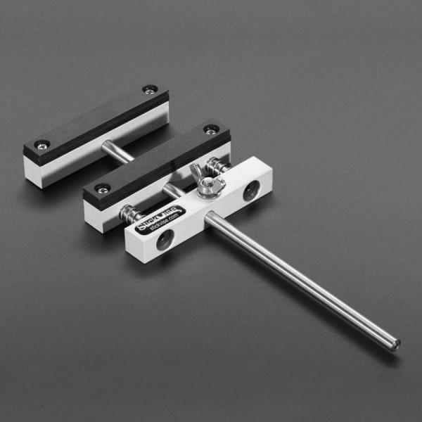 디바이스마트,수공구/전자공구/전동공구 > 금형/공작공구 > 바이스 > 탁상바이스,Adafruit,Stickvise PCB Vise [ada-3197],PCB 홀더 / 크기 : 200 x 76 x 25mm