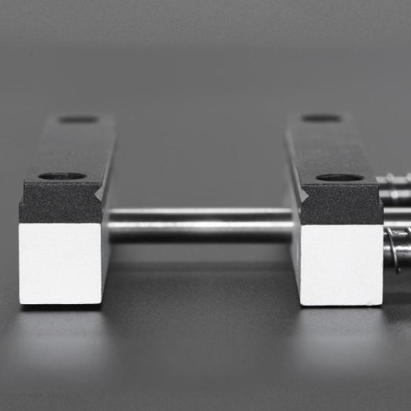 디바이스마트,수공구/전자공구/전동공구 > 금형/공작공구 > 바이스 > 탁상바이스,Adafruit,Stickvise PCB Vise [ada-3197],PCB 홀더 / 크기 : 200 x 76 x 25mm