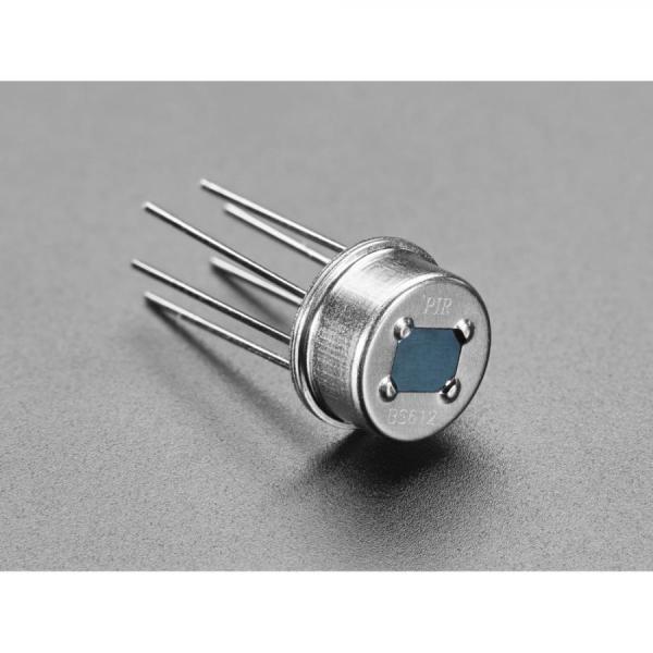 디바이스마트,MCU보드/전자키트 > 센서모듈 > 모션/제스처 > 움직임/재실/모션센서,Adafruit,Mini PIR Sensor with Time and Sensitivity Control - BS612 [ada-5578],물체 움직임 감지 센서 / 감지 거리 : 약 5m / 작동 전원 : 3.3V