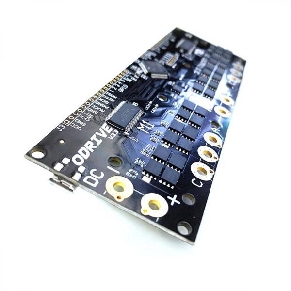 디바이스마트,기계/제어/로봇/모터 > 모터드라이버 > DC모터 드라이버 > 500W 이상 DC모터 드라이버,Odriverobotic,ODrive v3.6 (NRND,Terminal) [ODv36-56V],BLDC, PMAC, ACIM 모터의 고성능 모터 제어 / 동작 전압 12-56V / 전류: 120A 피크(냉각에 따라 다름) / USB, UART, PWM, CAN 제어 / 1채널 /  Arduino 라이브러리 제공 / Screw terminal 타입