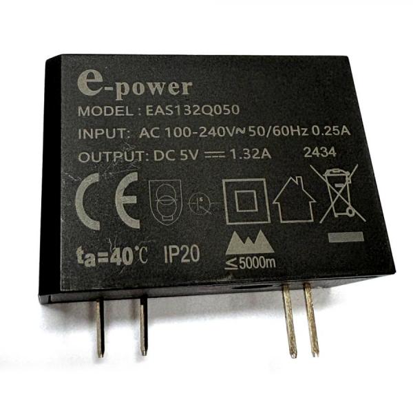 디바이스마트,전원/파워/배터리 > SMPS > On-Board 타입 > 1채널 (Single),WIZNET,EAS132Q050,This is a series of general purpose AC/DC adapters which convert 90Vac~264Vac to astabilized DC voltage of 5.0V with rated output current of 1.32A.
