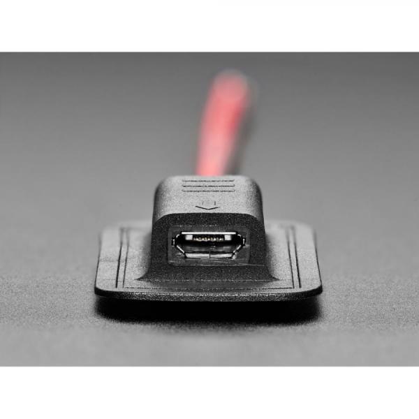 디바이스마트,커넥터/PCB > 플러그/잭 > DC잭/플러그 > DC잭,Adafruit,Sewable USB Micro B Power Jack Connector [ada-6076],베이스에 수평으로 배치된 Micro-B 커넥터 / 빨간색과 검은색 전선이 바닥을 통과합니다