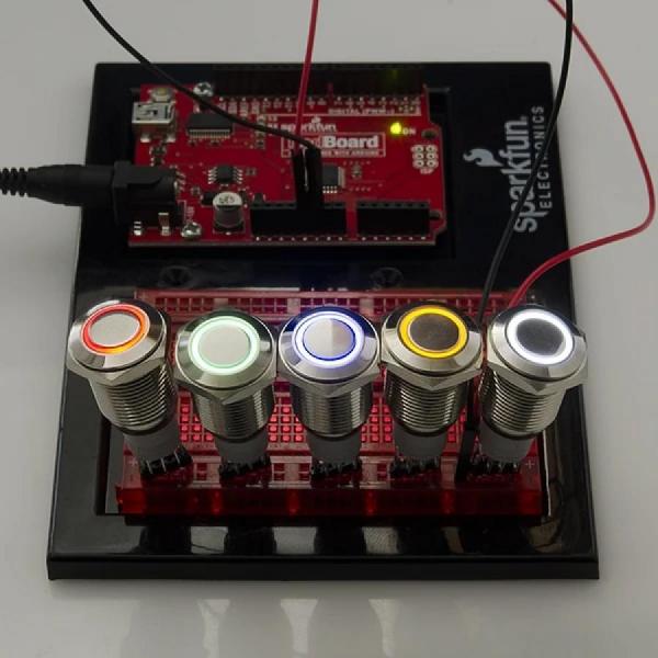 디바이스마트,스위치/부저/전기부품 > 스위치 > 푸쉬버튼 스위치 > 메탈 스위치,SparkFun,Metal Pushbutton with Wires - Latching (16mm, Green) [COM-11973],녹색 LED 링 / 와이어 포함 / 16mm / 금속 푸시 버튼 / 패널 장착 순간 스위치 / 전체 길이 : 1.5인치 / IP65 방수등급 / LED : 5-12V 정격화