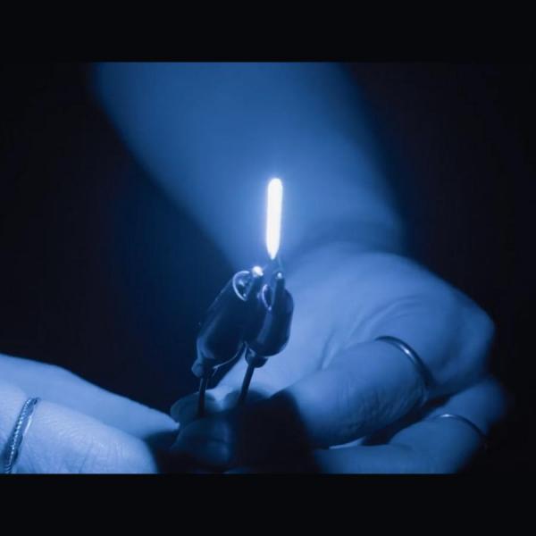 디바이스마트,LED/LCD > LED 인테리어조명 > 플렉서블 LED,Adafruit,Single-Ended Flexible LED Filament - 3V 25mm long - Blue [ada-6143],파란색 / 실리콘 코팅 / 전원 공급 : ~3V / 최대 50mA를 통과시키기 위해 저항으로 전류 제한을 권장합니다 / 길이 : 25mm