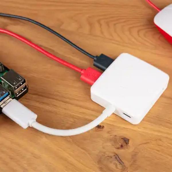 디바이스마트,오픈소스/코딩교육 > 라즈베리파이 > 아답터/방열판/OS/기타,라즈베리파이,[공식 정품] 라즈베리파이 USB 3.0 Hub (Raspberry Pi USB 3 Hub),SC1636 / 라즈베리파이 재단이 Infineon CYUSB3304 칩셋을 기반으로 만든 고성능 USB 허브 / 8cm USB 3.0 케이블을 통해 총 4개의 USB 3.0 A 포트로 확장 가능 / 최대 5Gbps / 외부 전원 공급을 위한 USB-C 포트(최대 3A)