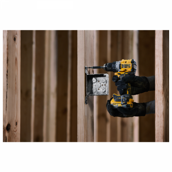 디바이스마트,수공구/전자공구/전동공구 > 전동/엔진공구 > 충전공구 > 충전드릴/햄머드릴,디월트,브러쉬리스 컴팩트 드릴 드라이버 DCD801S2T 배터리2개 (20V/3.5Ah),전압 20V MAX / 무부하회전수 0-650 / 0-2,000RPM / 최대토크 90/27Nm /무게 1.28Kg 본체만