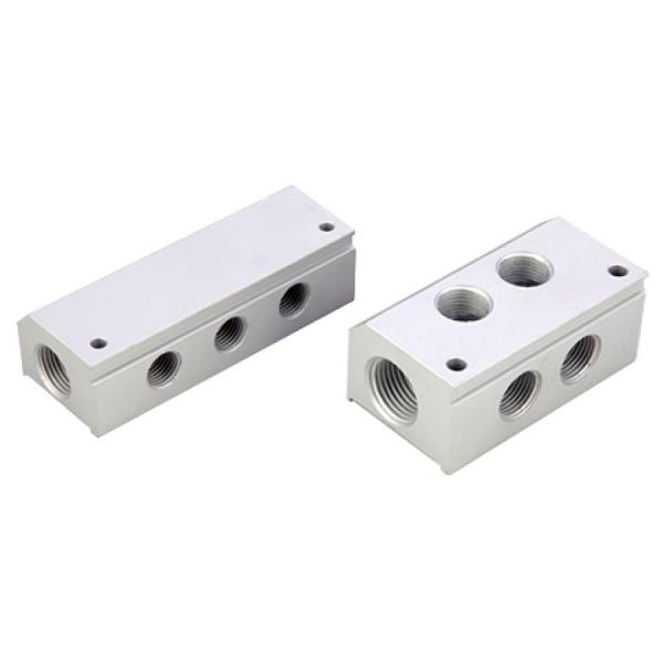 디바이스마트,기계/제어/로봇/모터 > 유/공압 기기 > 액세서리 > 분배변,KCC정공,분배변 DIS-1F-6S-1/2-3/8,DIS 시리즈 분배변 / 면수: 1면 / 연수: 6연 / 공급포트 사이즈: Rc(PT) 1/2, 분배포트 사이즈: Rc(PT) 3/8, 다양한 배관 사이즈로 용도에 맞는 분배가능합니다.